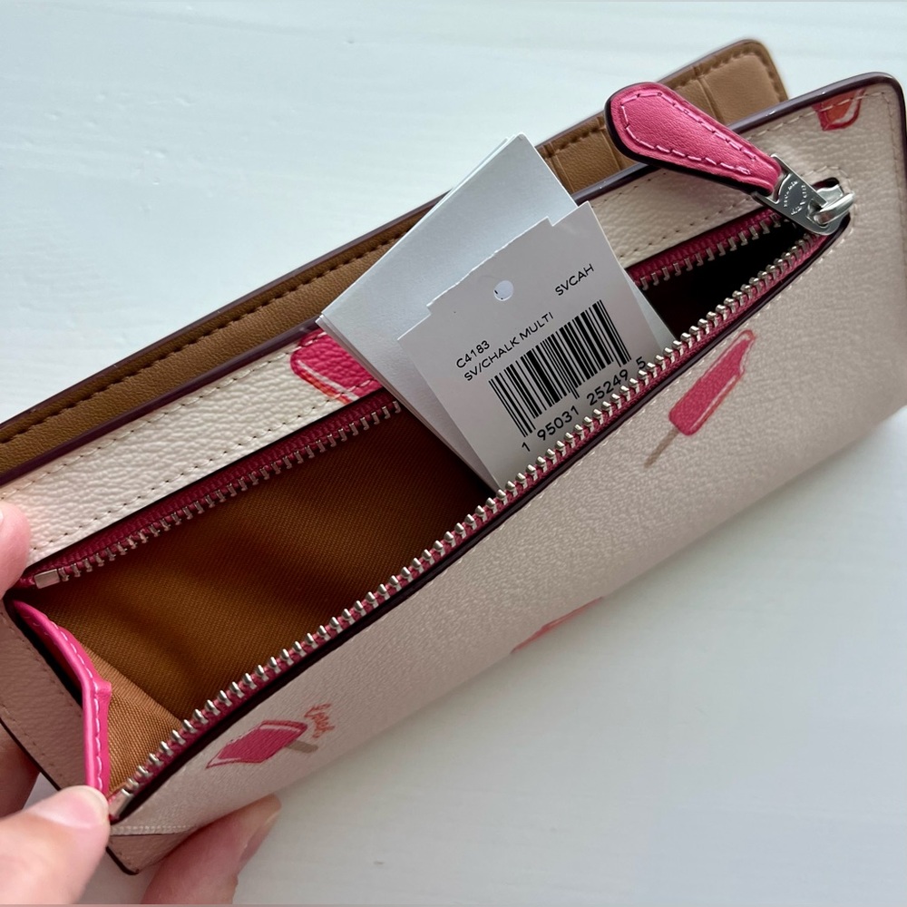 Coach Wallet - Picture 7 of 8